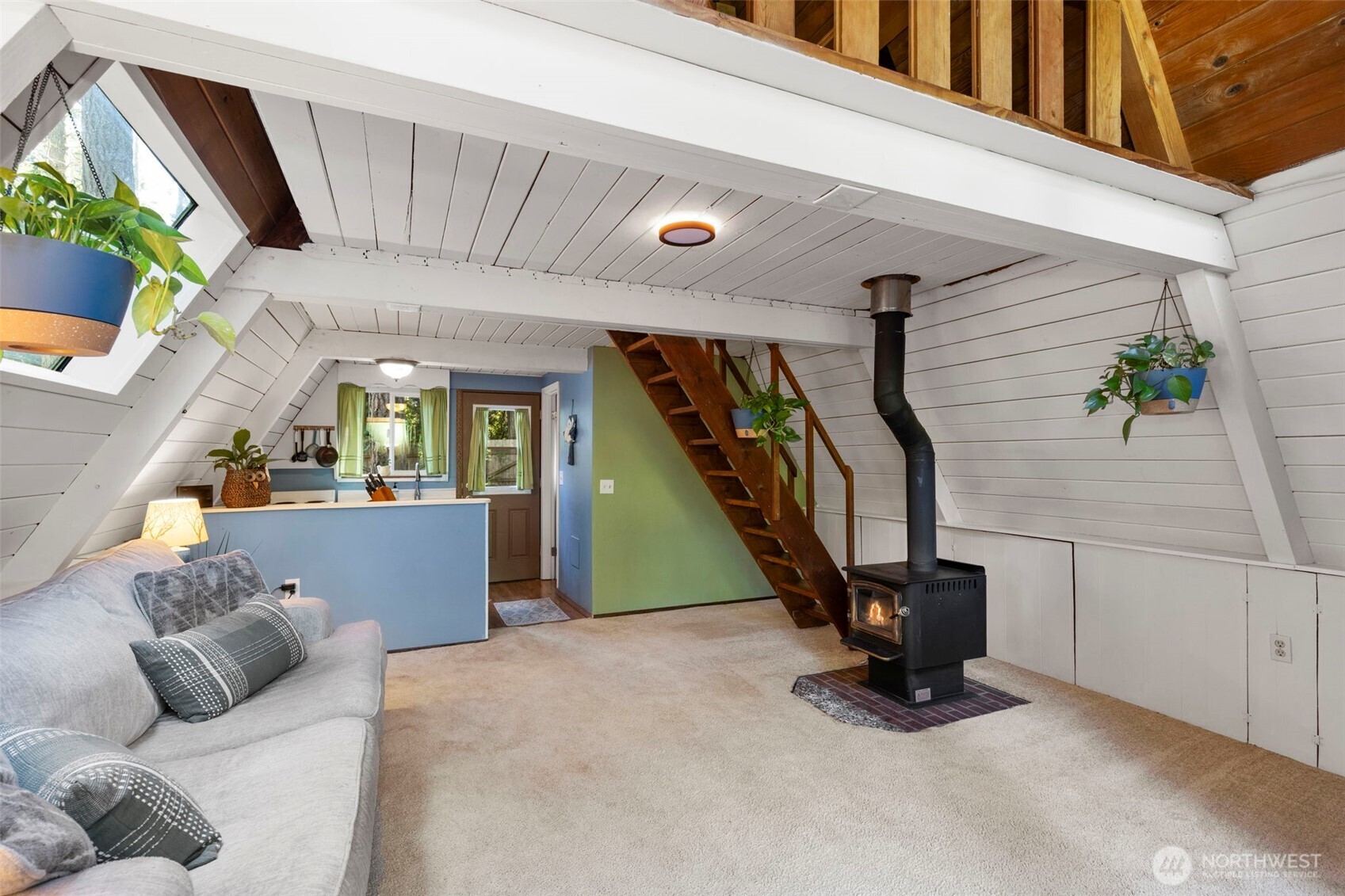 6081 NE Ponderosa Boulevard