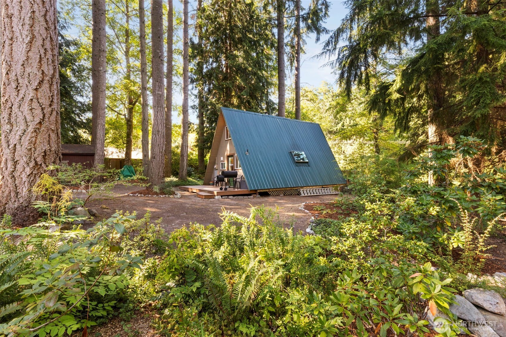 6081 NE Ponderosa Boulevard