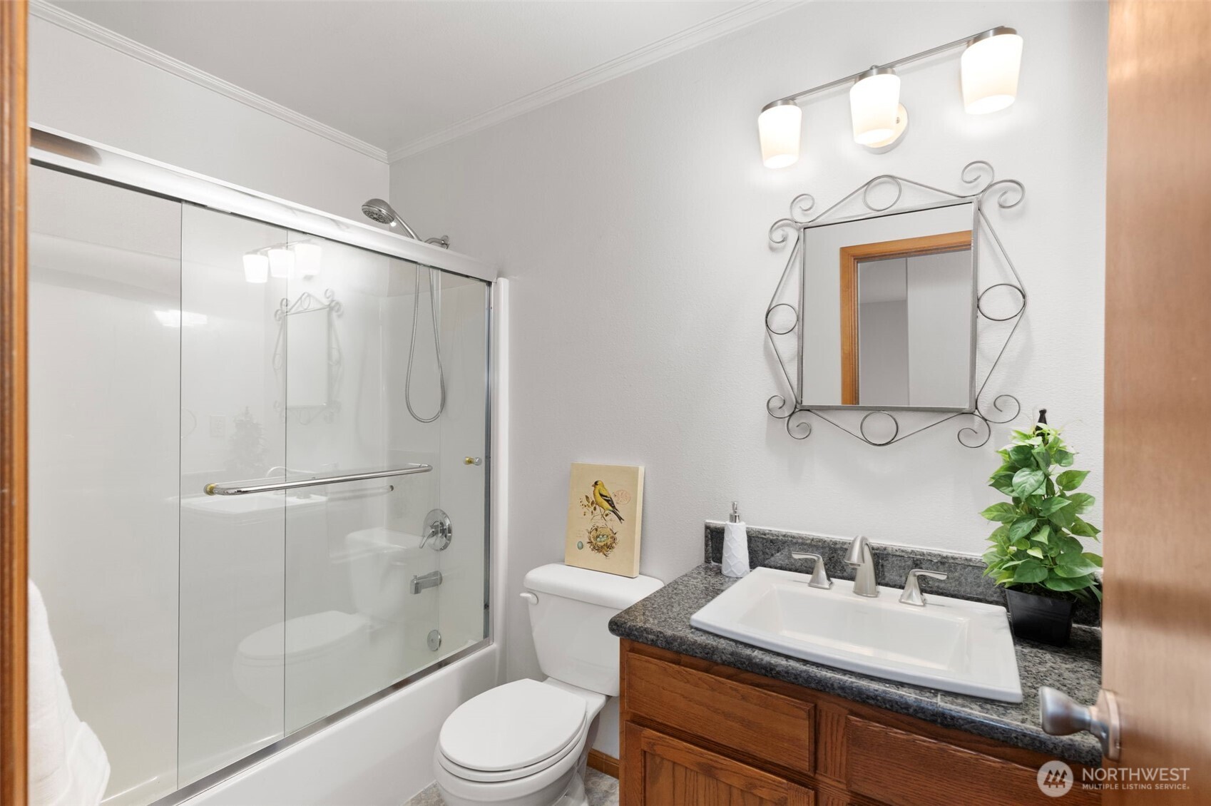 8430 NE Country Woods Lane