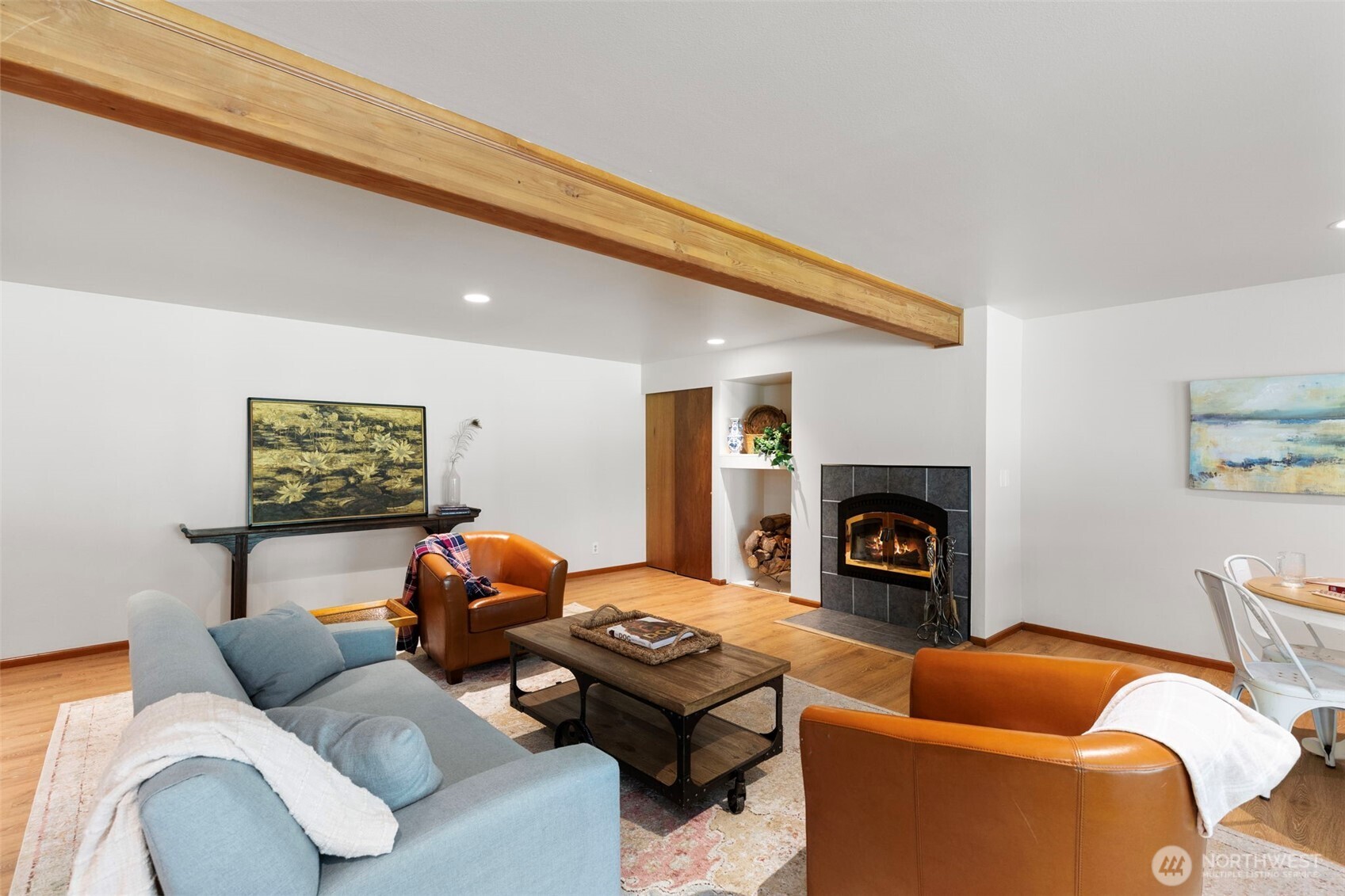 8430 NE Country Woods Lane