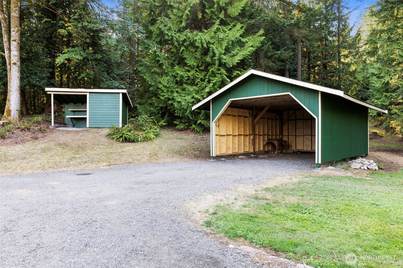 8430 NE Country Woods Lane