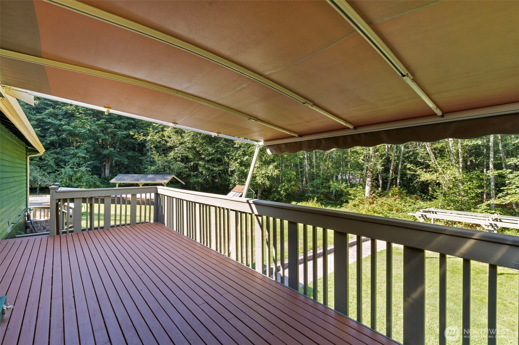 8430 NE Country Woods Lane