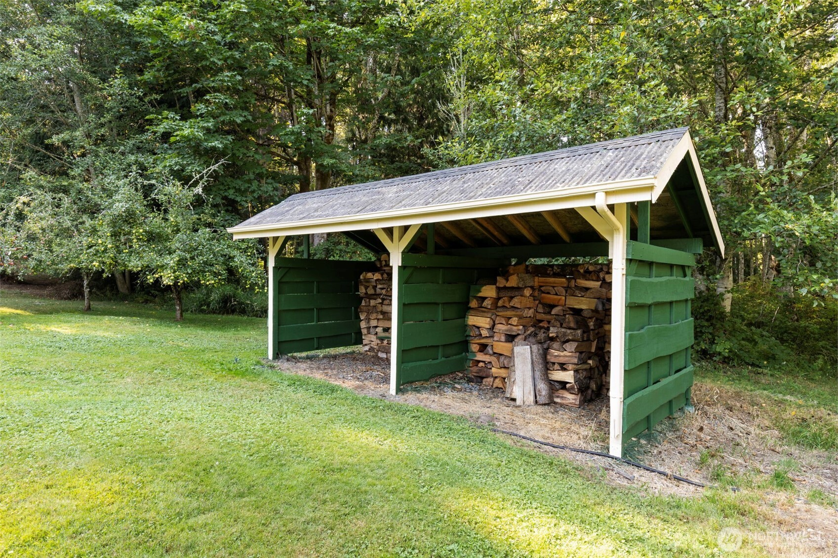 8430 NE Country Woods Lane