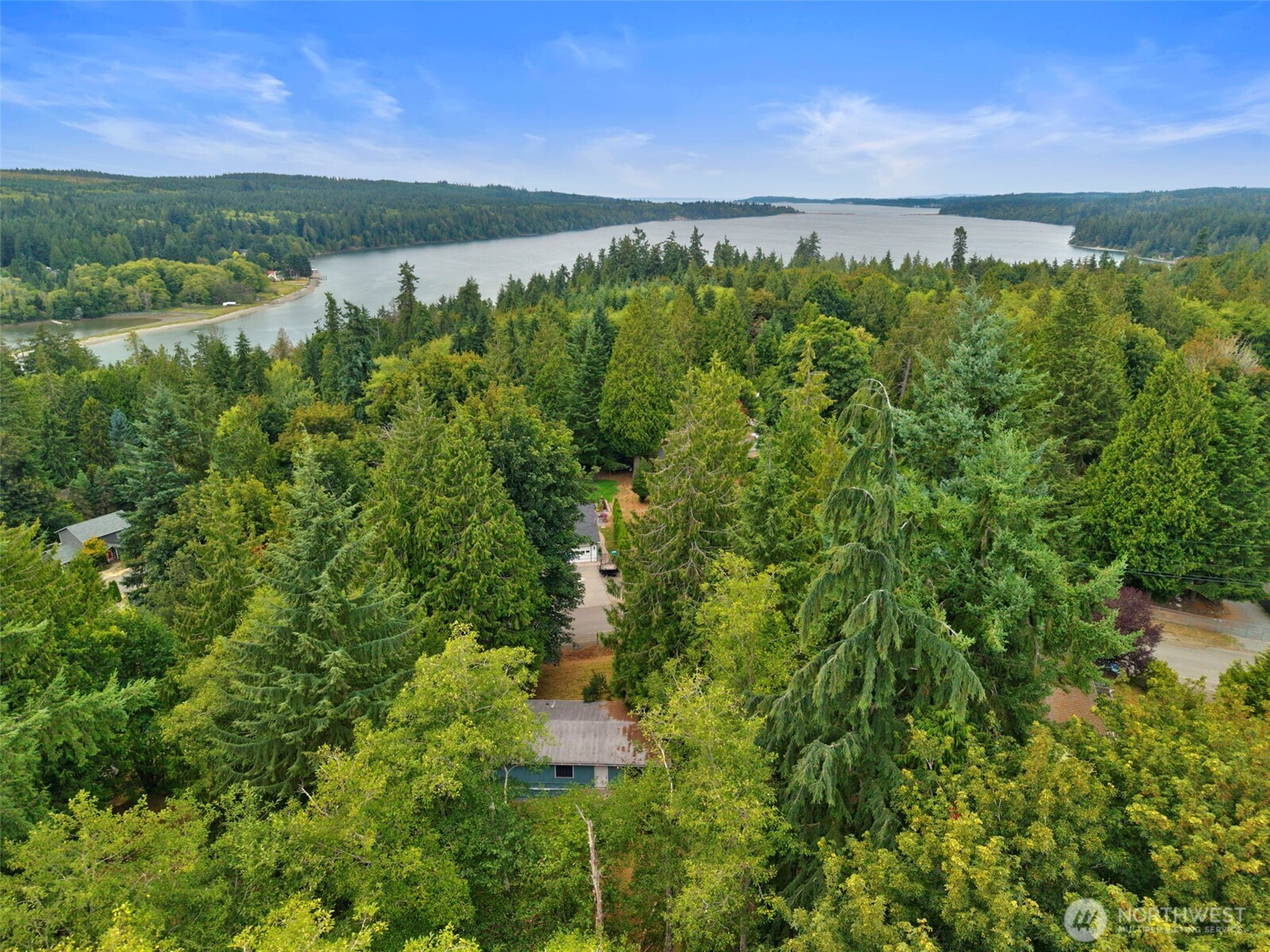 27648 Woodside Road NE