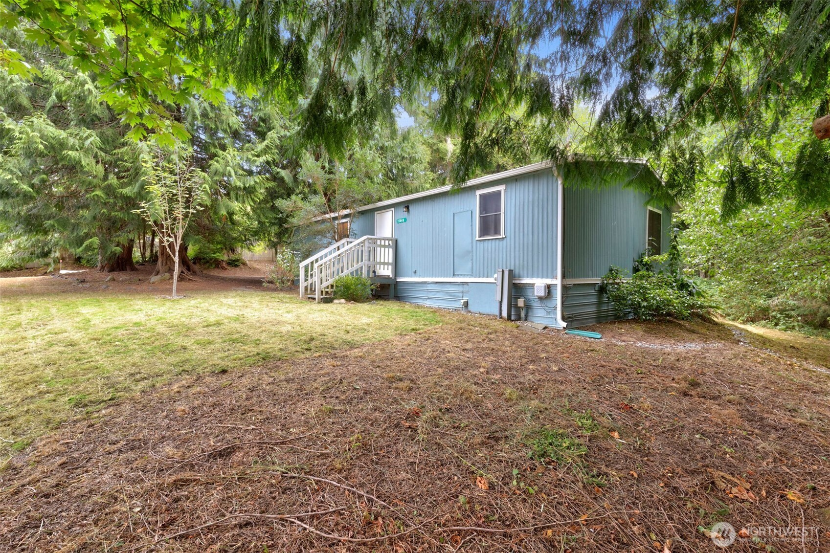 27648 Woodside Road NE