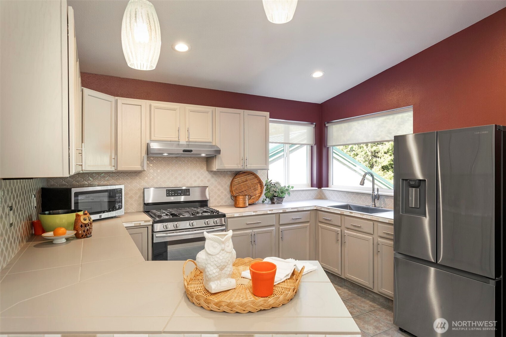 6353 NE Gratitude Way