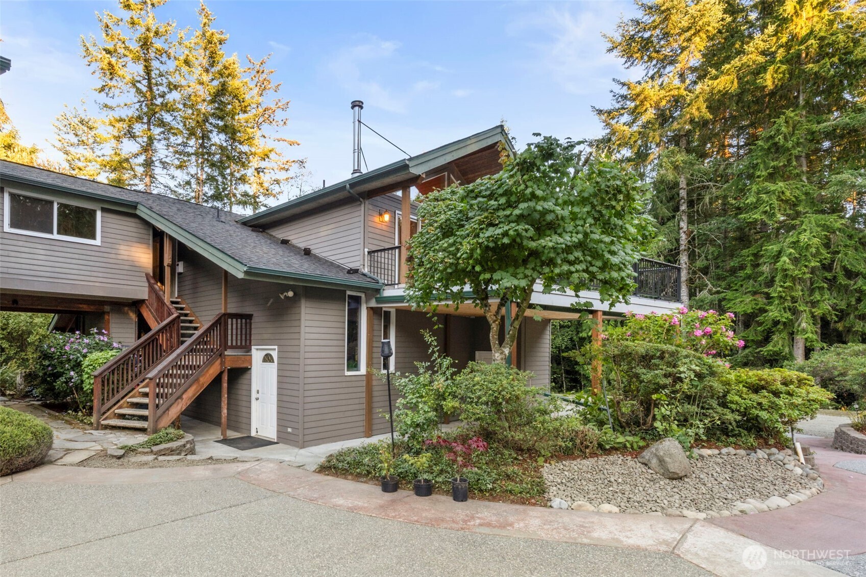 6353 NE Gratitude Way