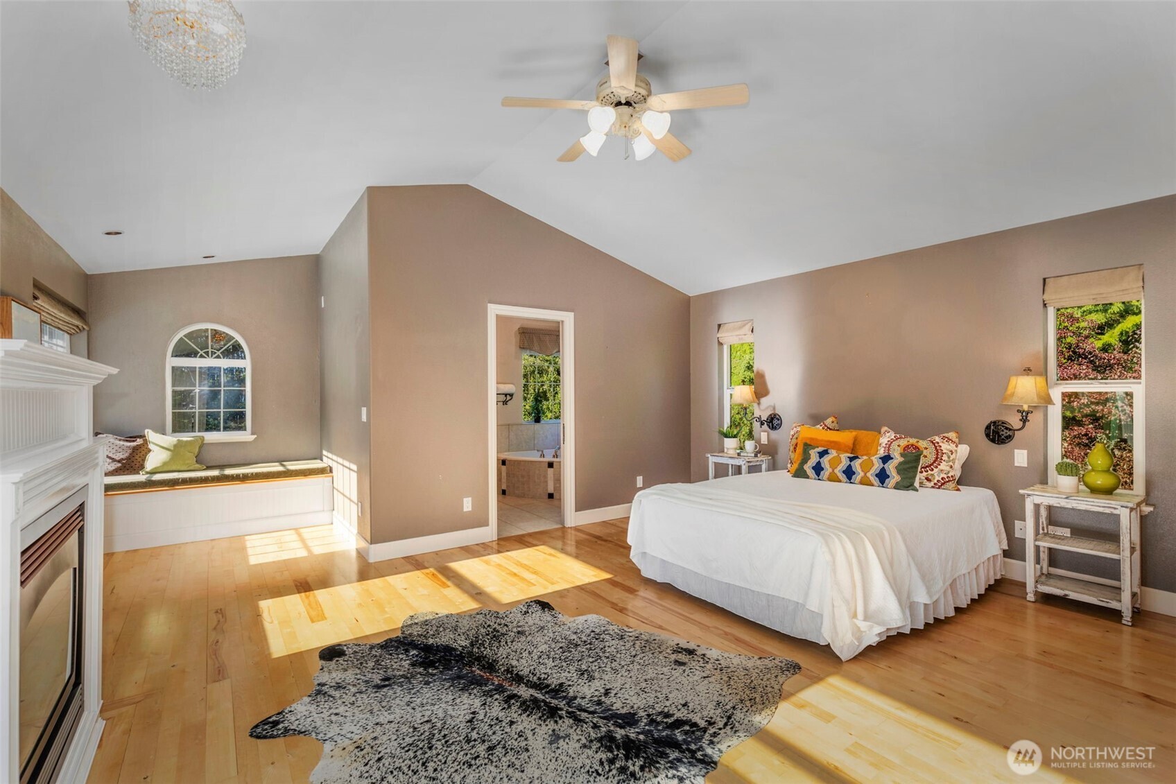 6353 NE Gratitude Way