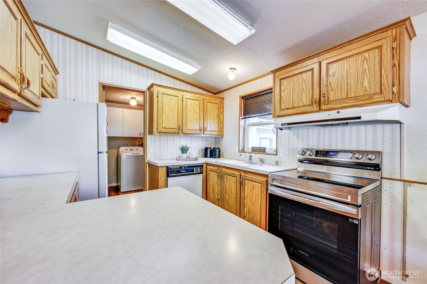 11591 NE Hansen Lane