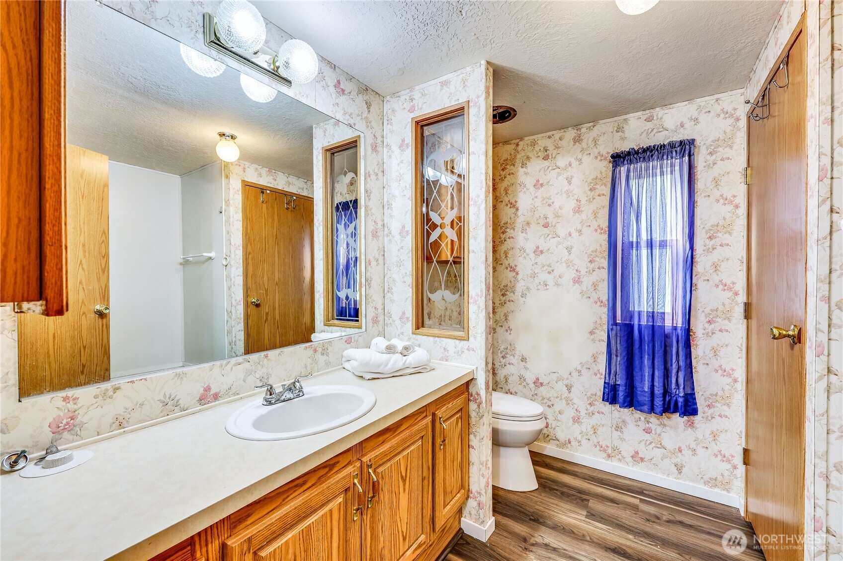 11591 NE Hansen Lane