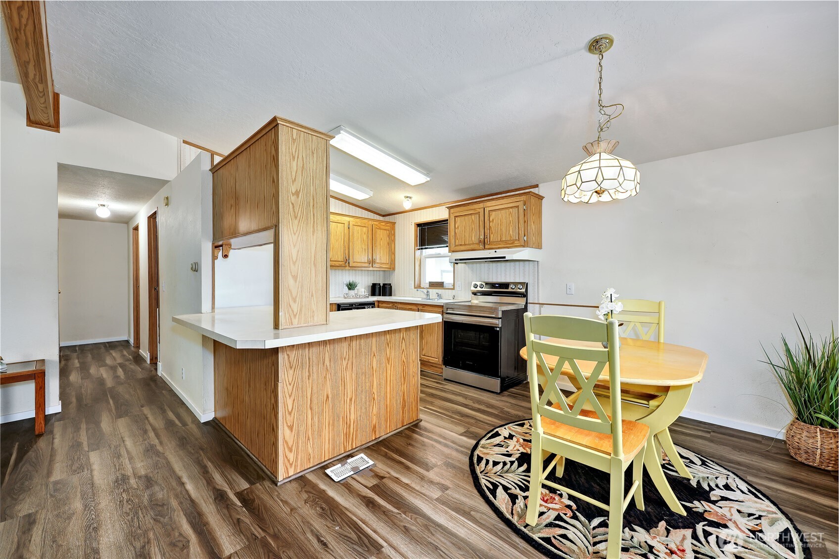 11591 NE Hansen Lane