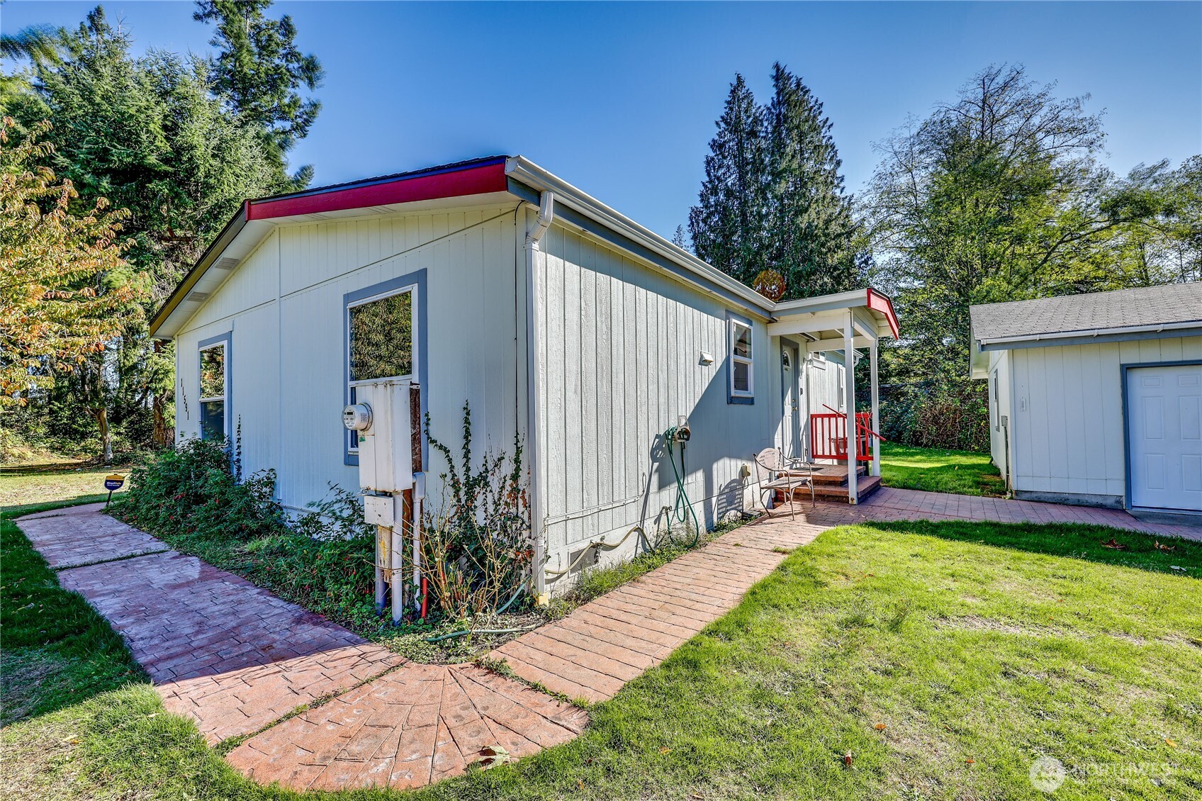 11591 NE Hansen Lane