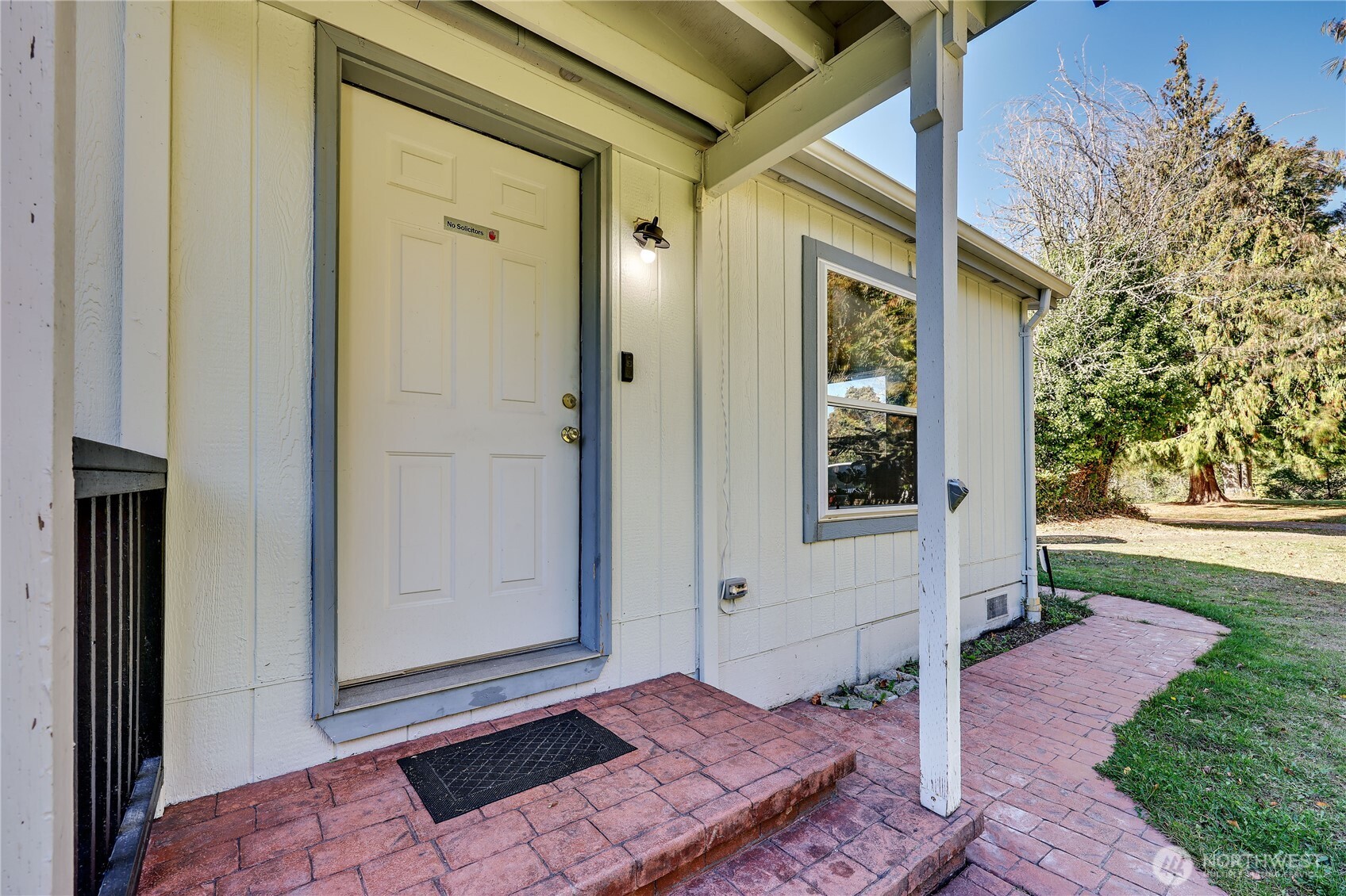 11591 NE Hansen Lane