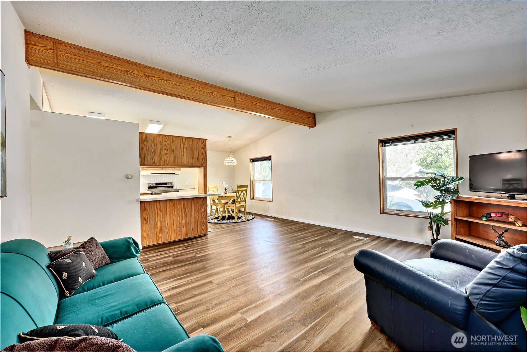 11591 NE Hansen Lane