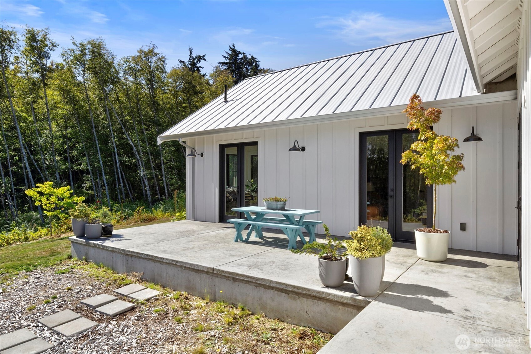 6565 NE Twin Spits Road