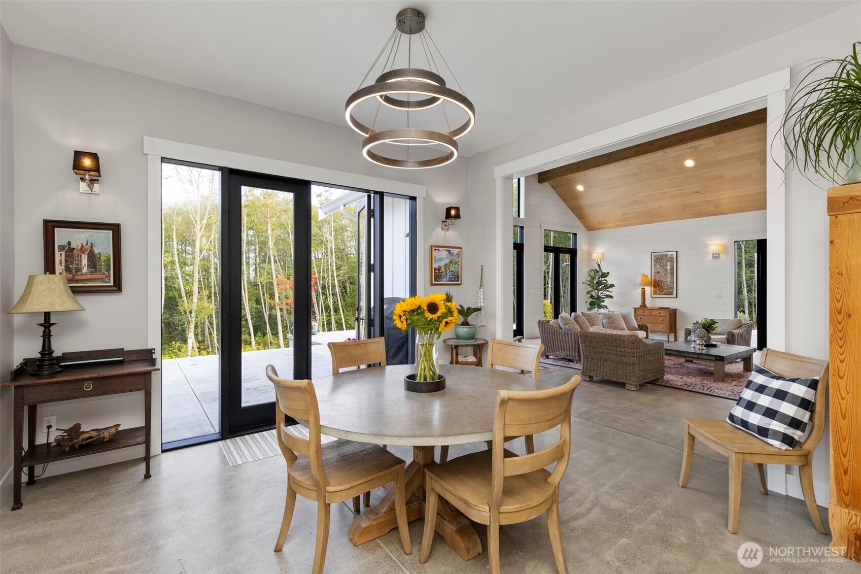 6565 NE Twin Spits Road