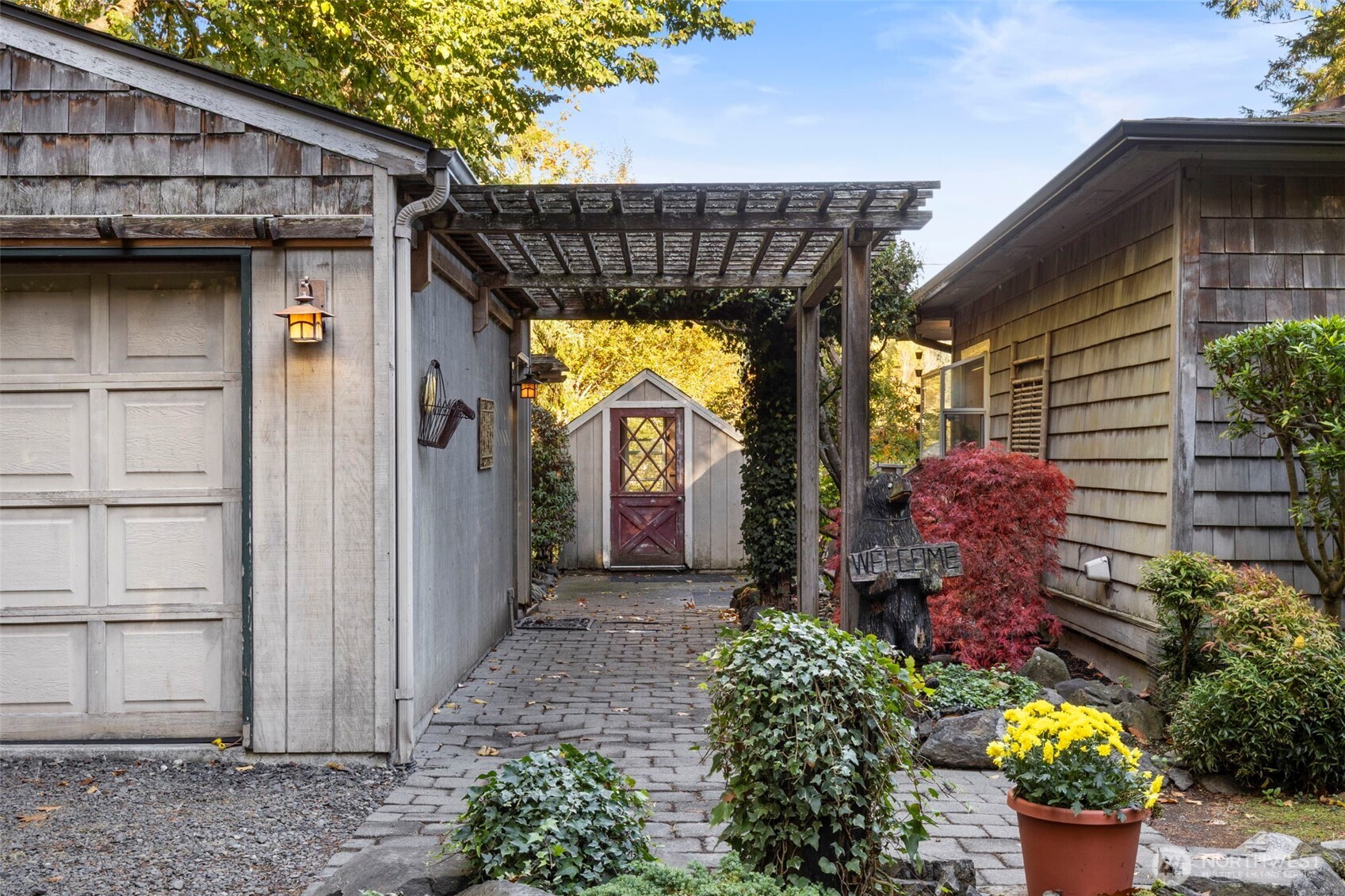 6725 NE Sid Price Road