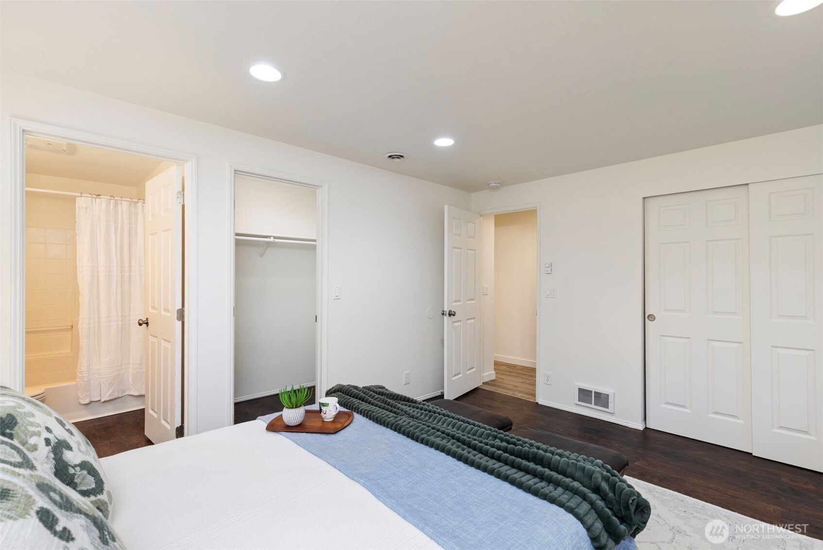 37099 Cypress Drive NE