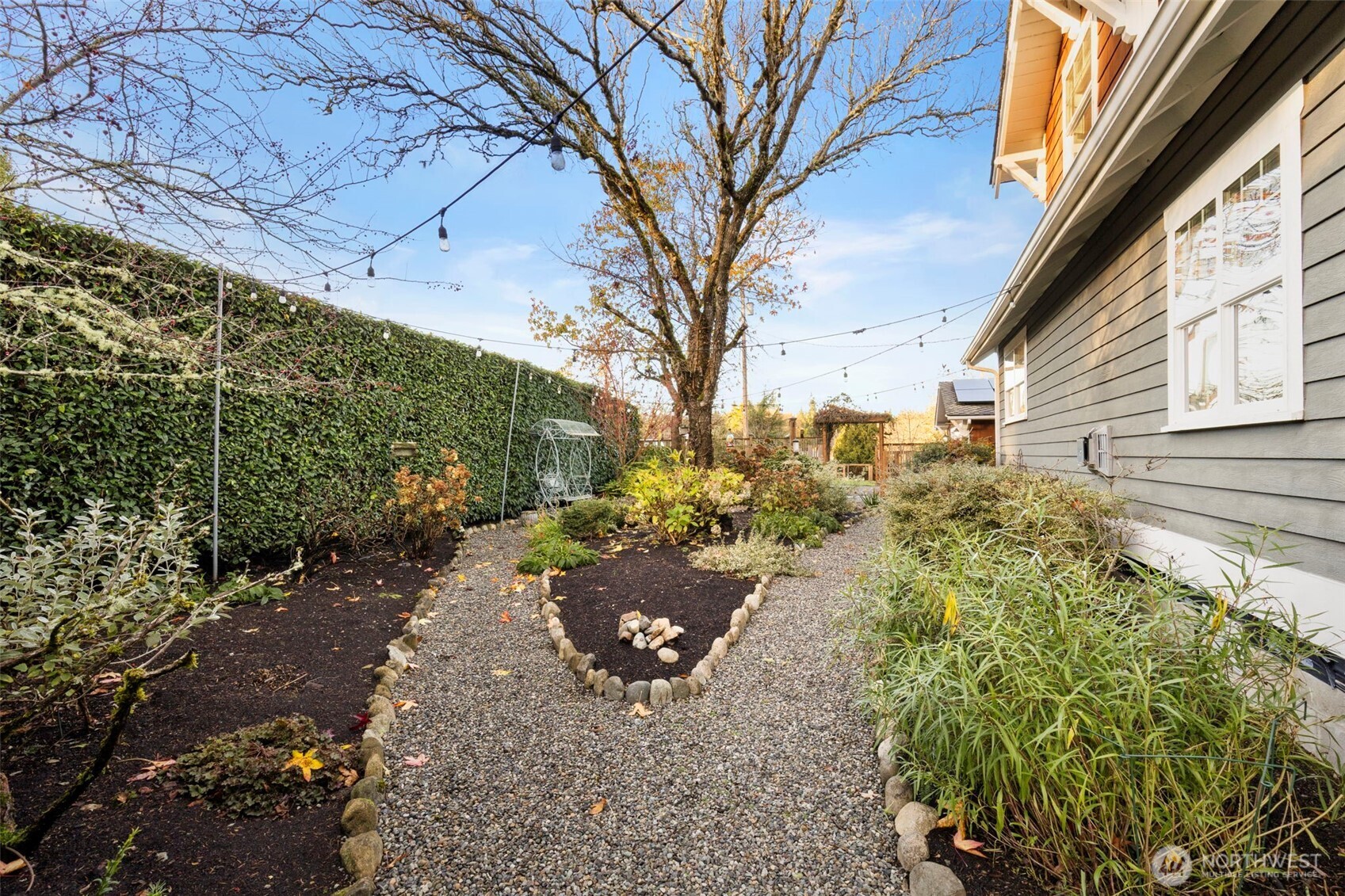 8964 NE State Hwy 104