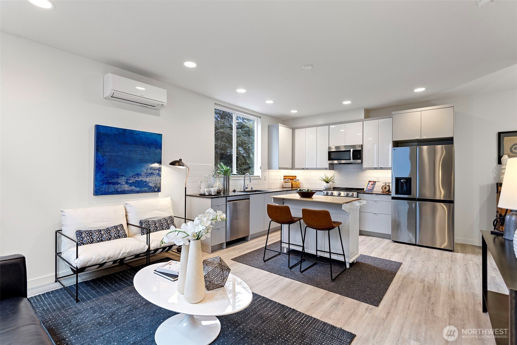 2527 29th Avenue S Unit: B