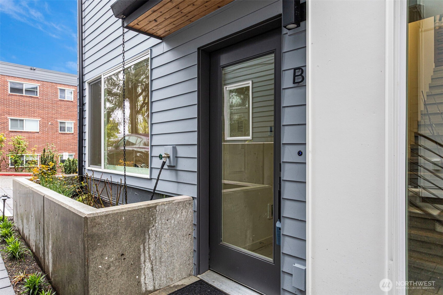 2527 29th Avenue S Unit: B