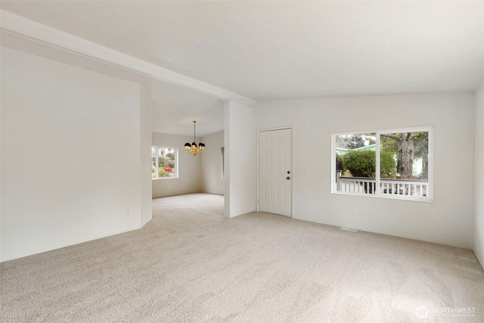 1754 NE Mesford Road Unit: 38