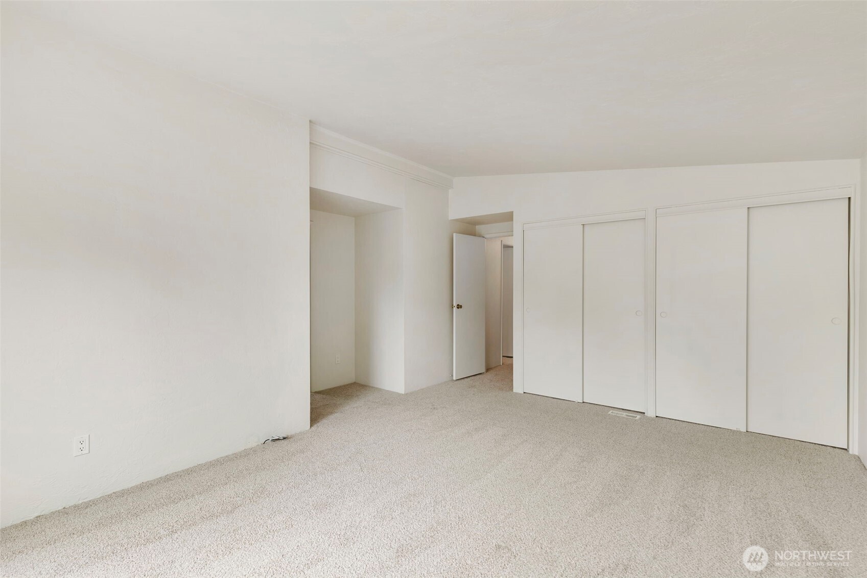 1754 NE Mesford Road Unit: 38