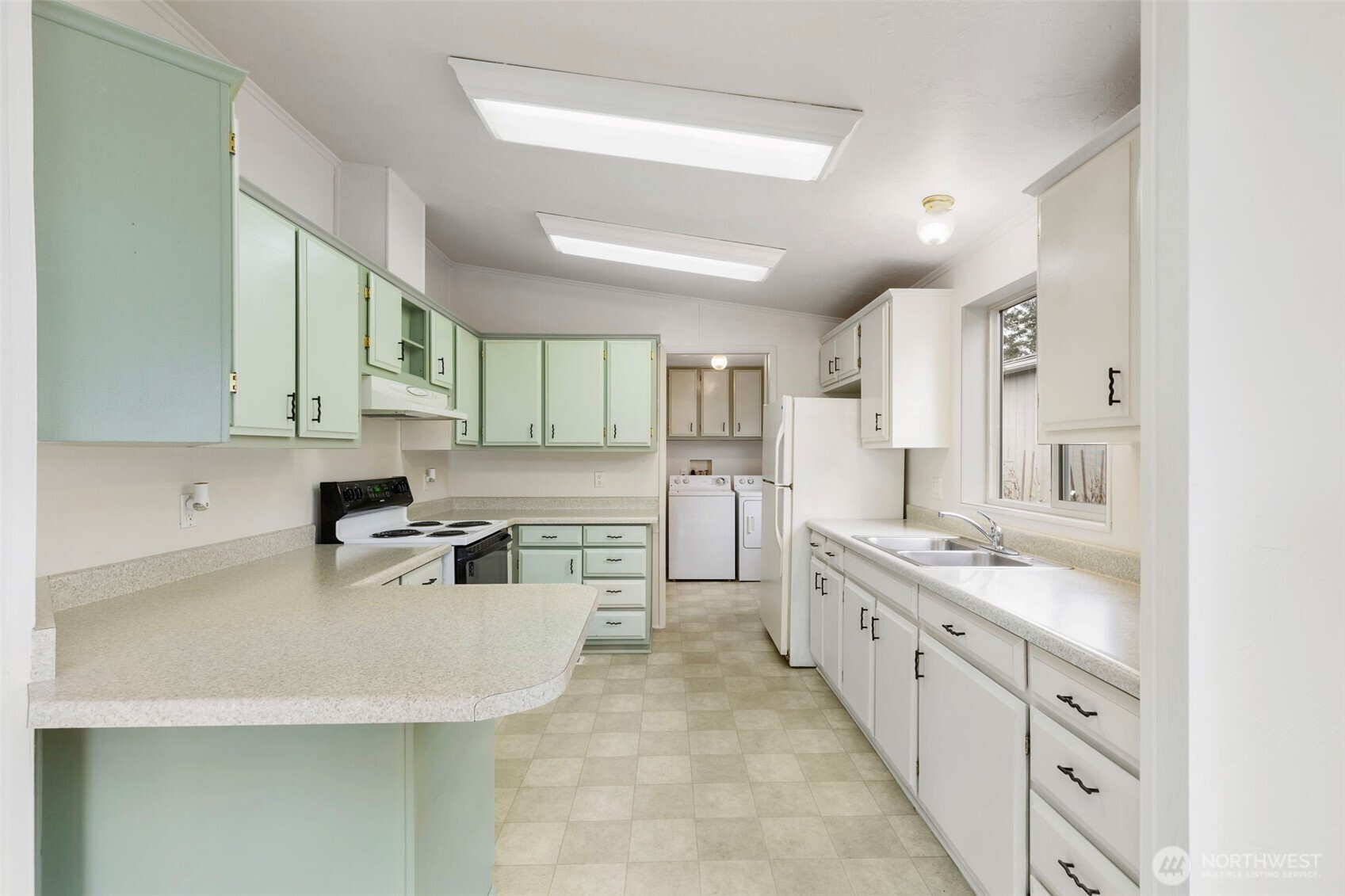 1754 NE Mesford Road Unit: 38