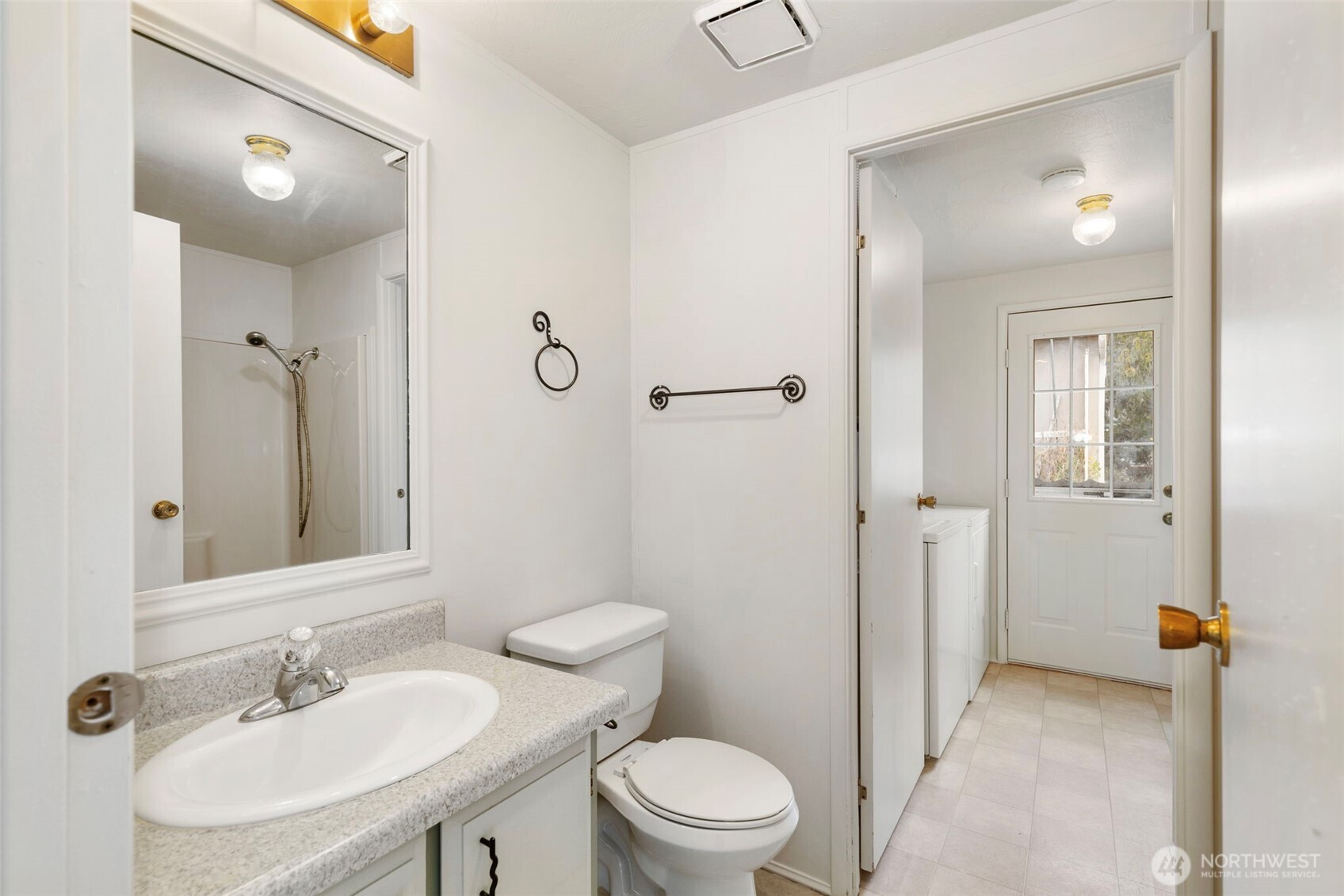 1754 NE Mesford Road Unit: 38