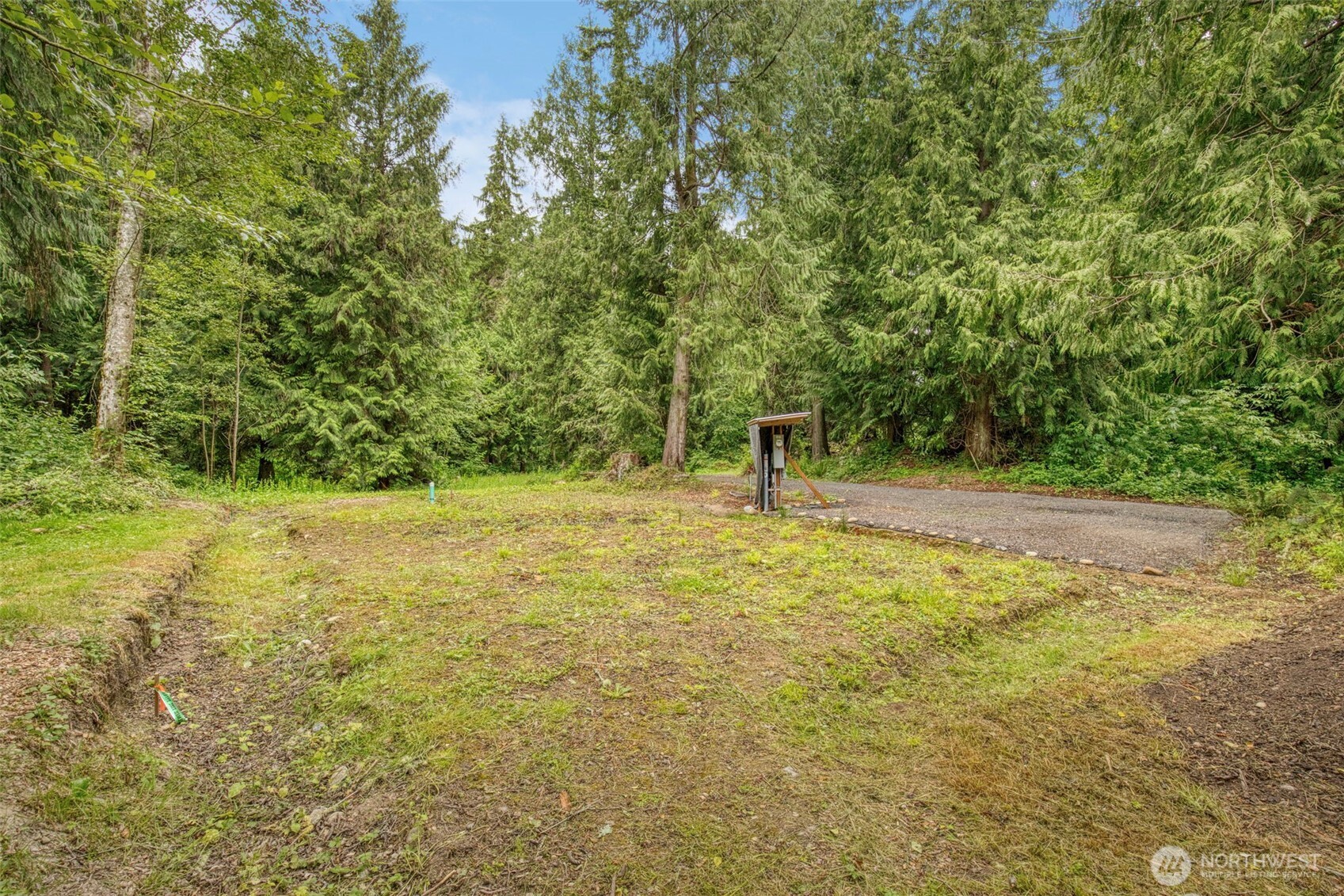 37841 Hansville Road NE