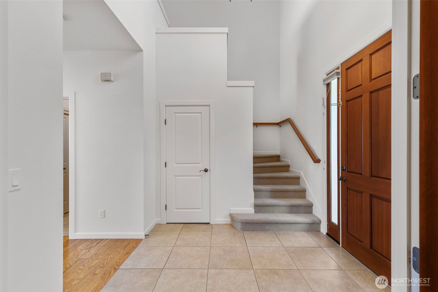 11543 NE Skyward Loop