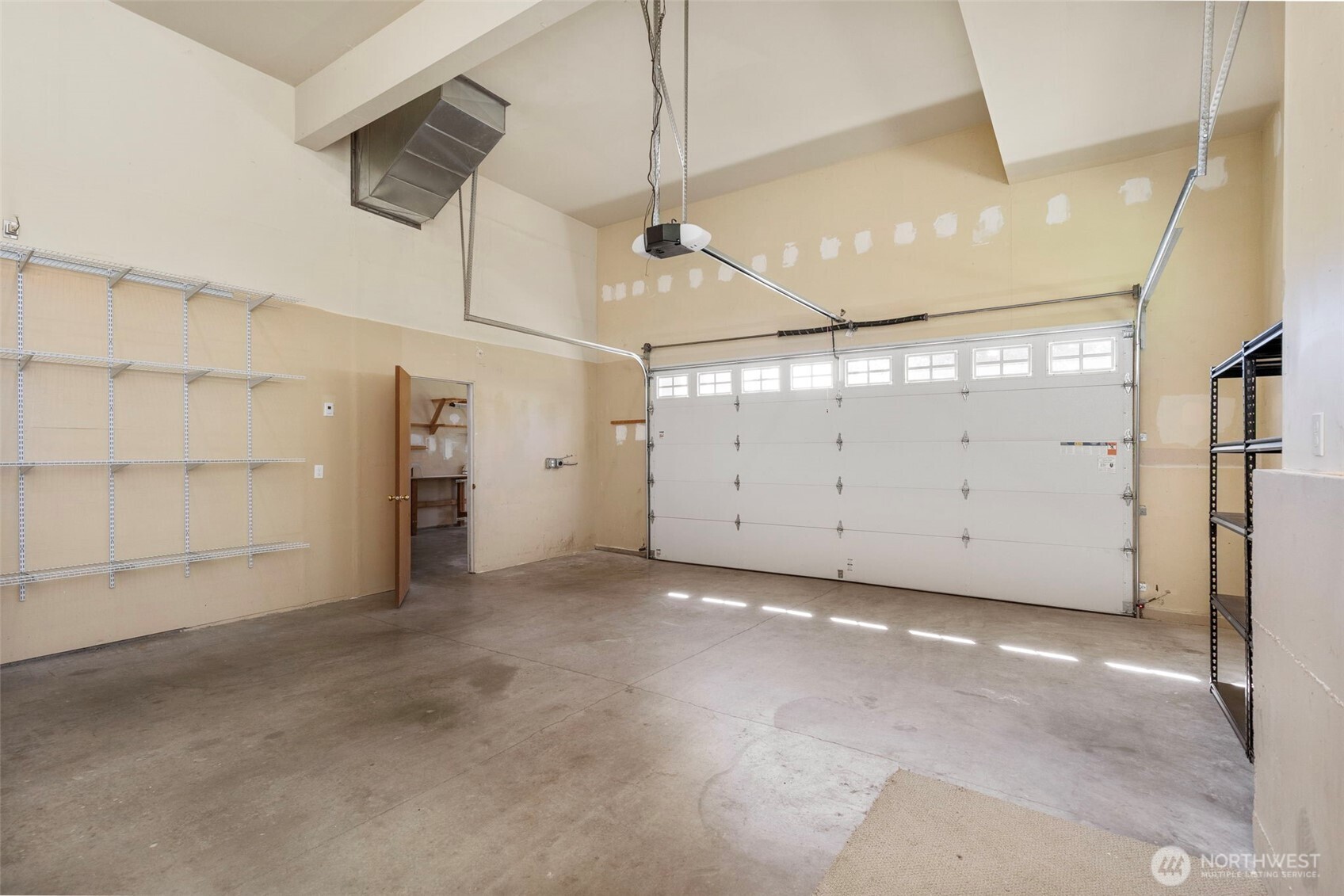 11543 NE Skyward Loop