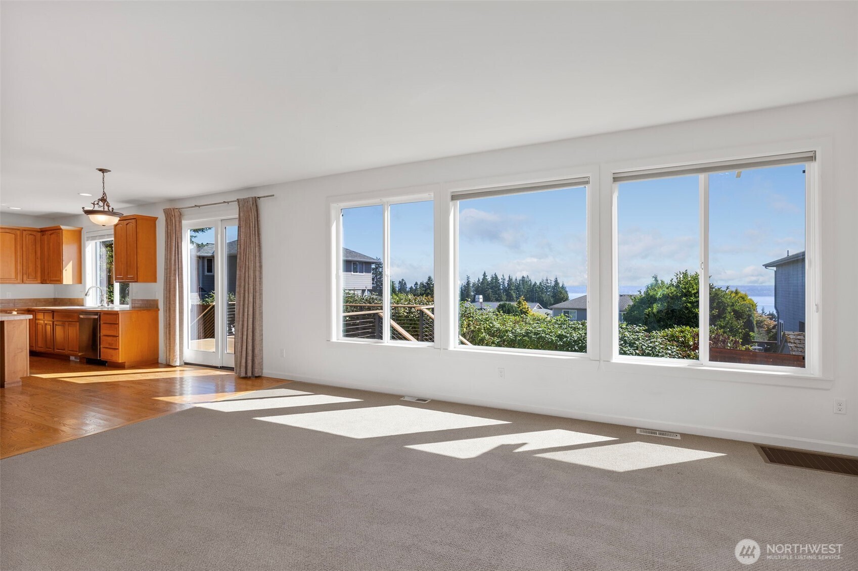 11543 NE Skyward Loop