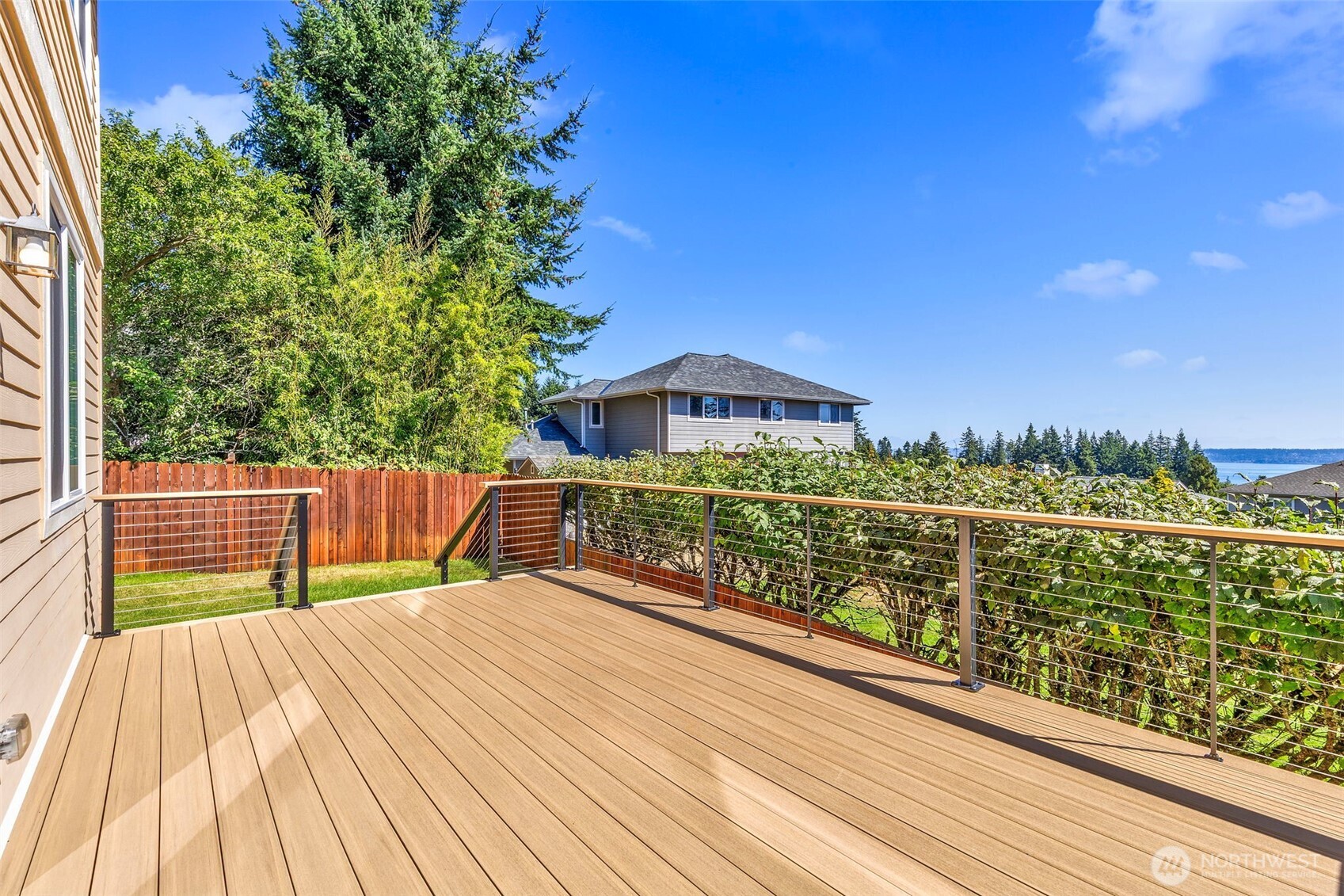 11543 NE Skyward Loop