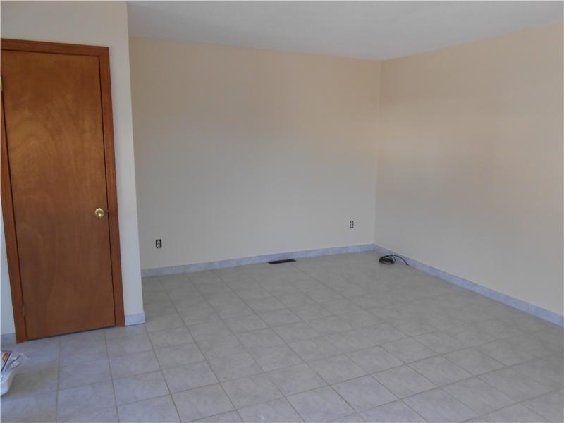 29 MEADOWVIEW Terrace