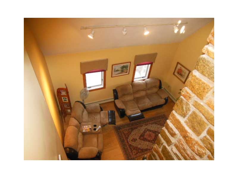 148 WINNAPAUG RD Road