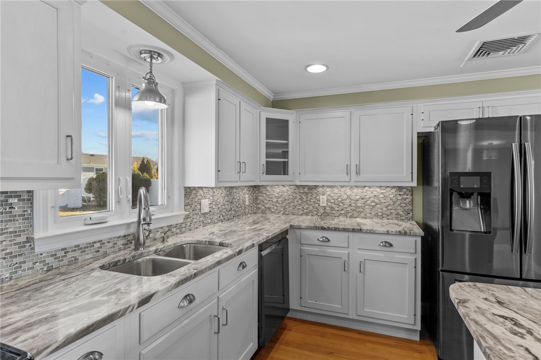 118 Eden Crest Drive