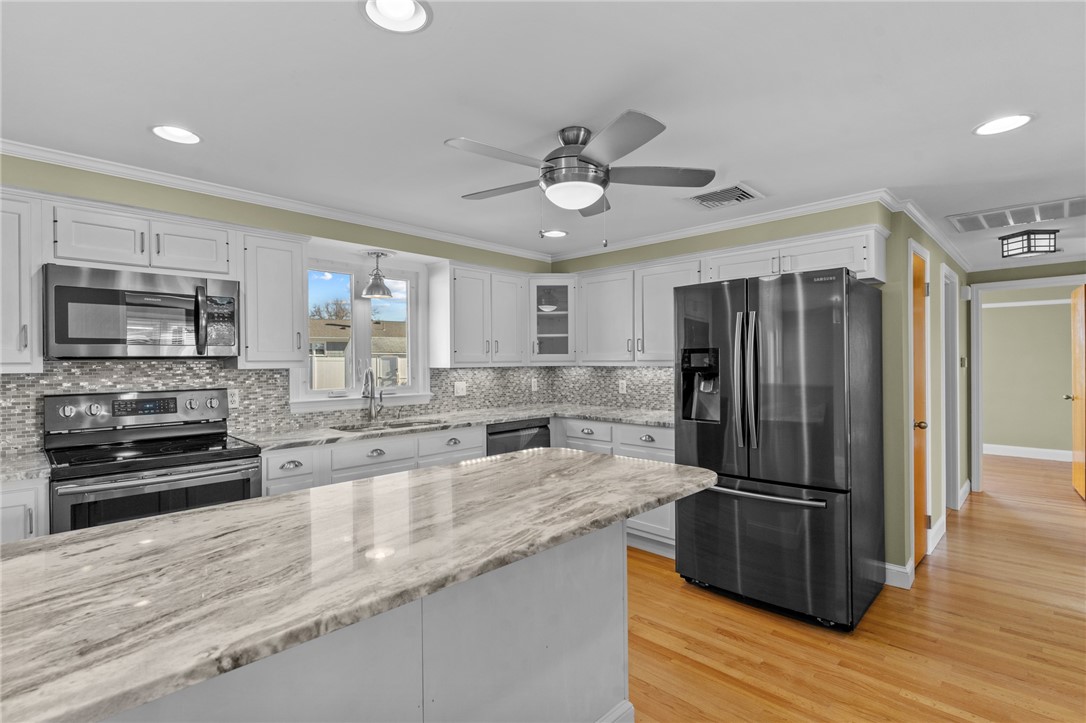 118 Eden Crest Drive