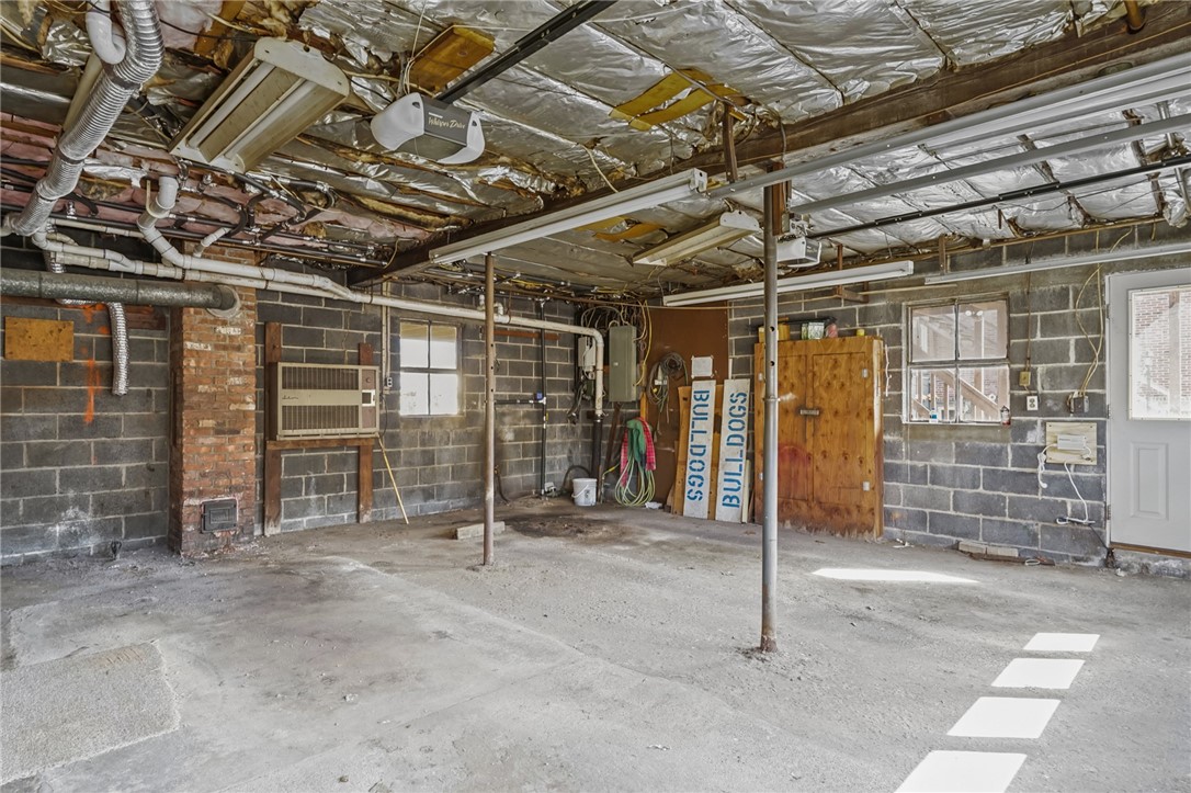 3 COLUMBUS Avenue
