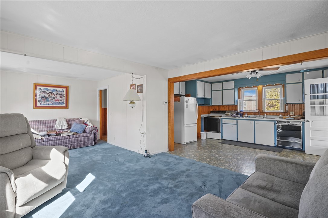3 COLUMBUS Avenue