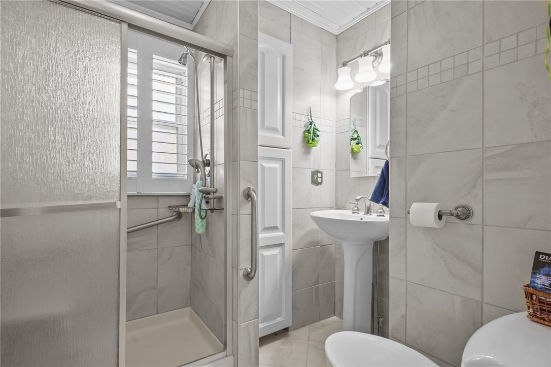 3 COLUMBUS Avenue