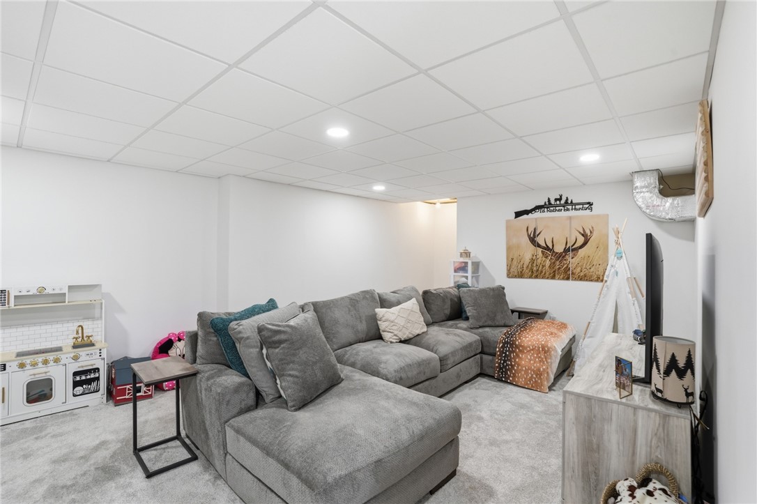 19 Fieldstone Way