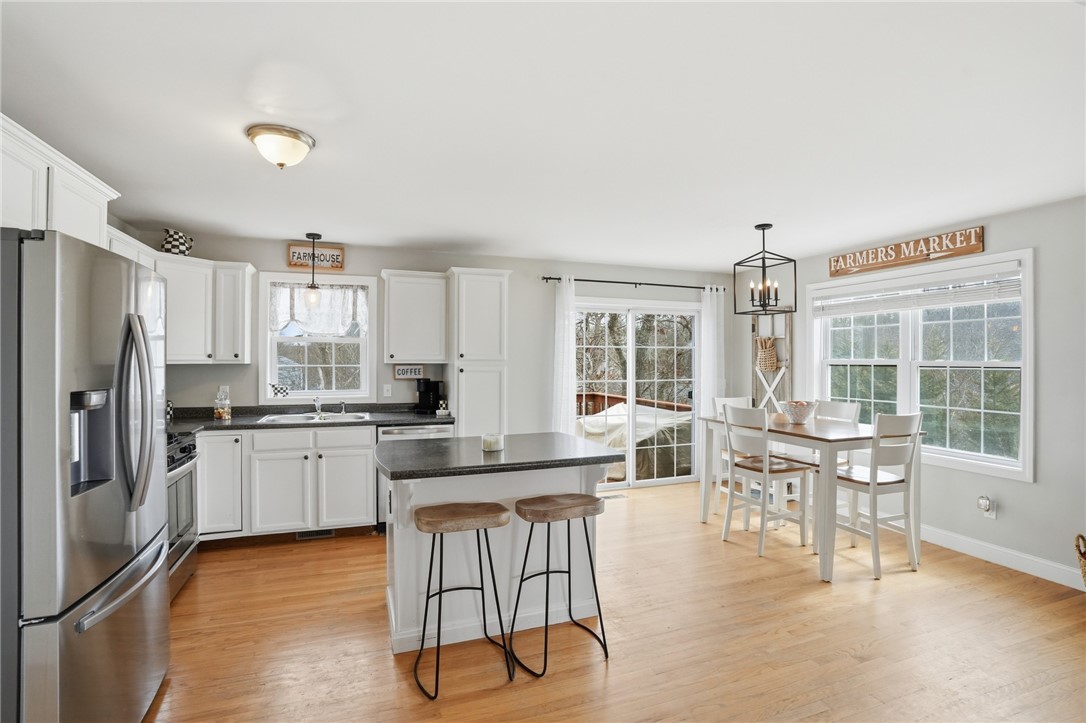 19 Fieldstone Way