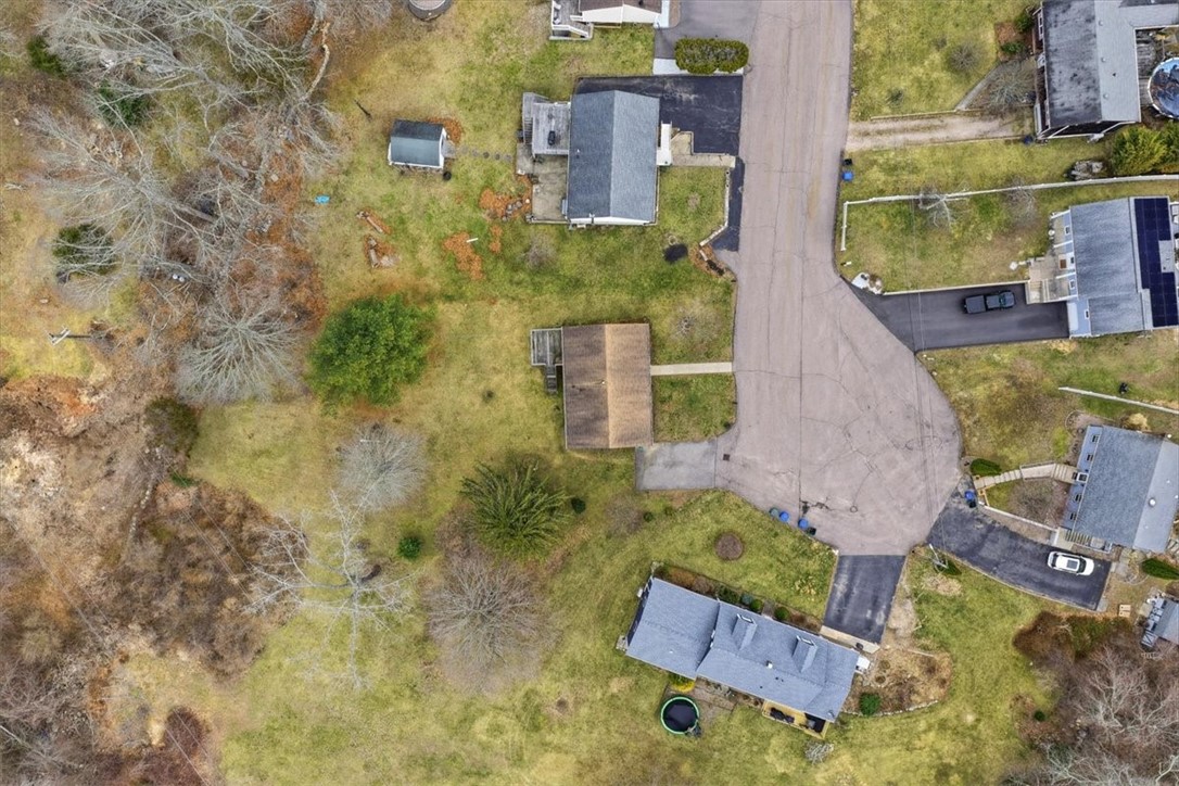 7 Brookview Court