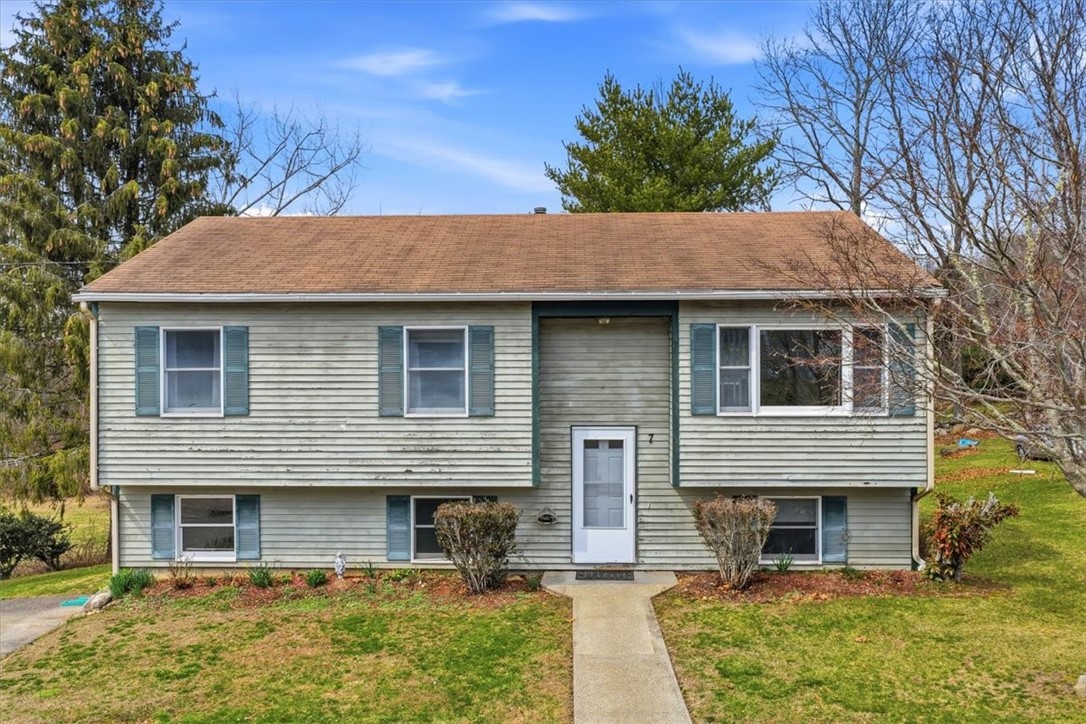 7 Brookview Court