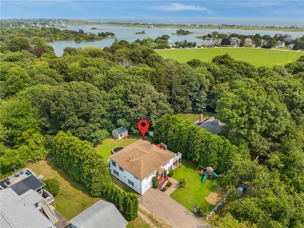 4 Nantucket Avenue