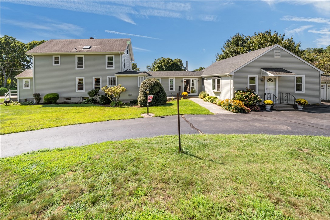 6 Colonial Drive