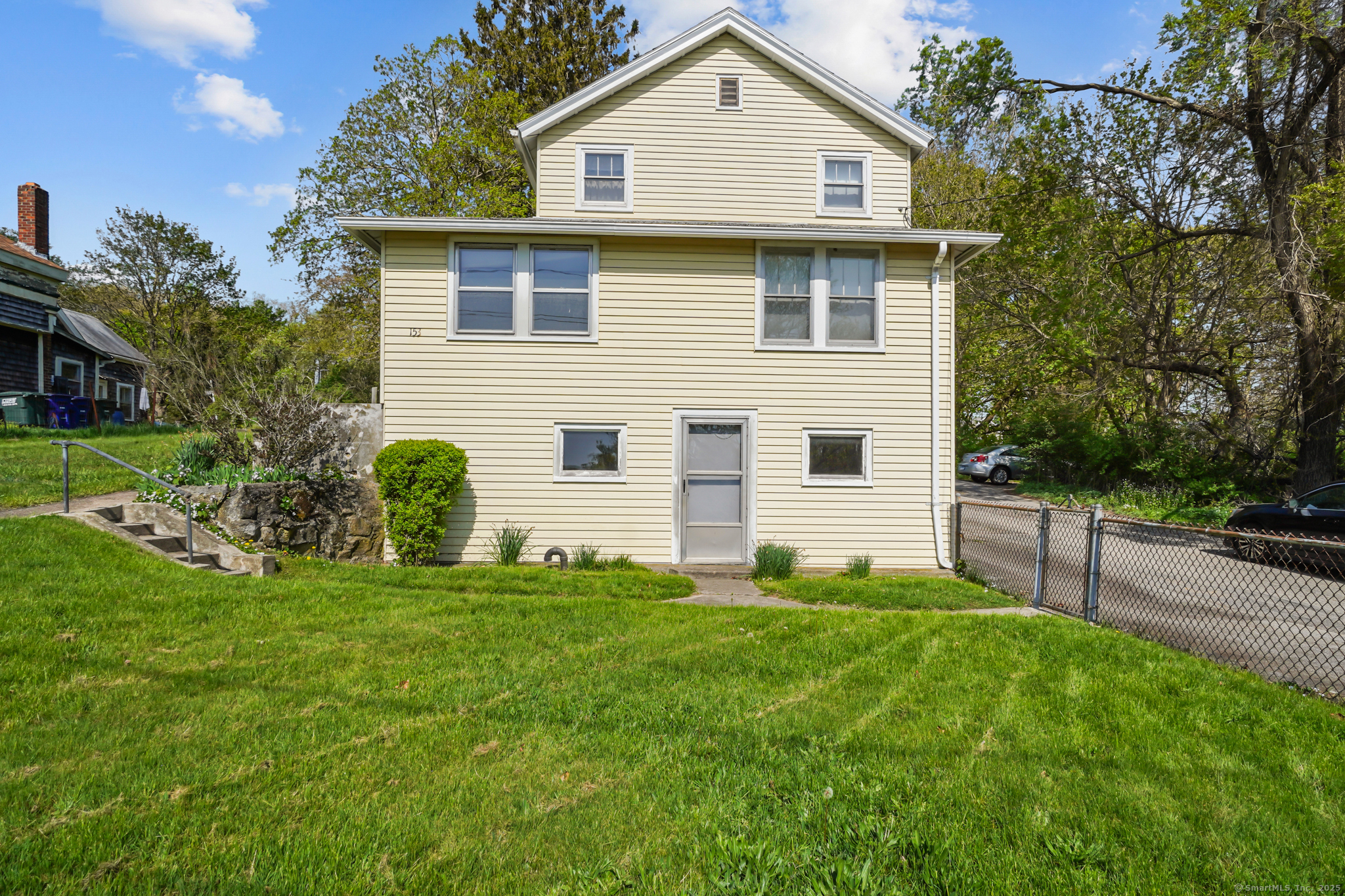 153 Mechanic Street