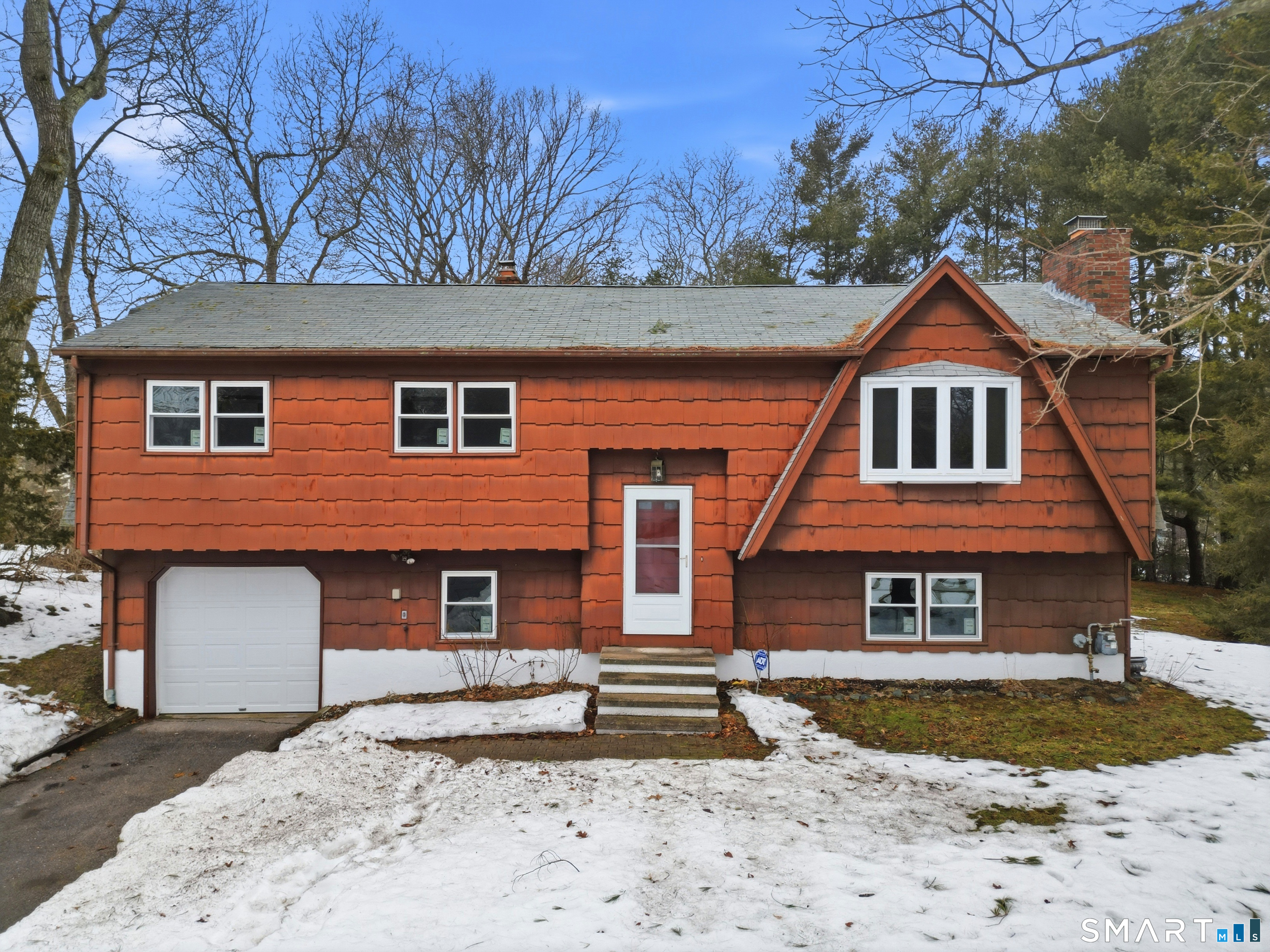 11 Somersett Drive