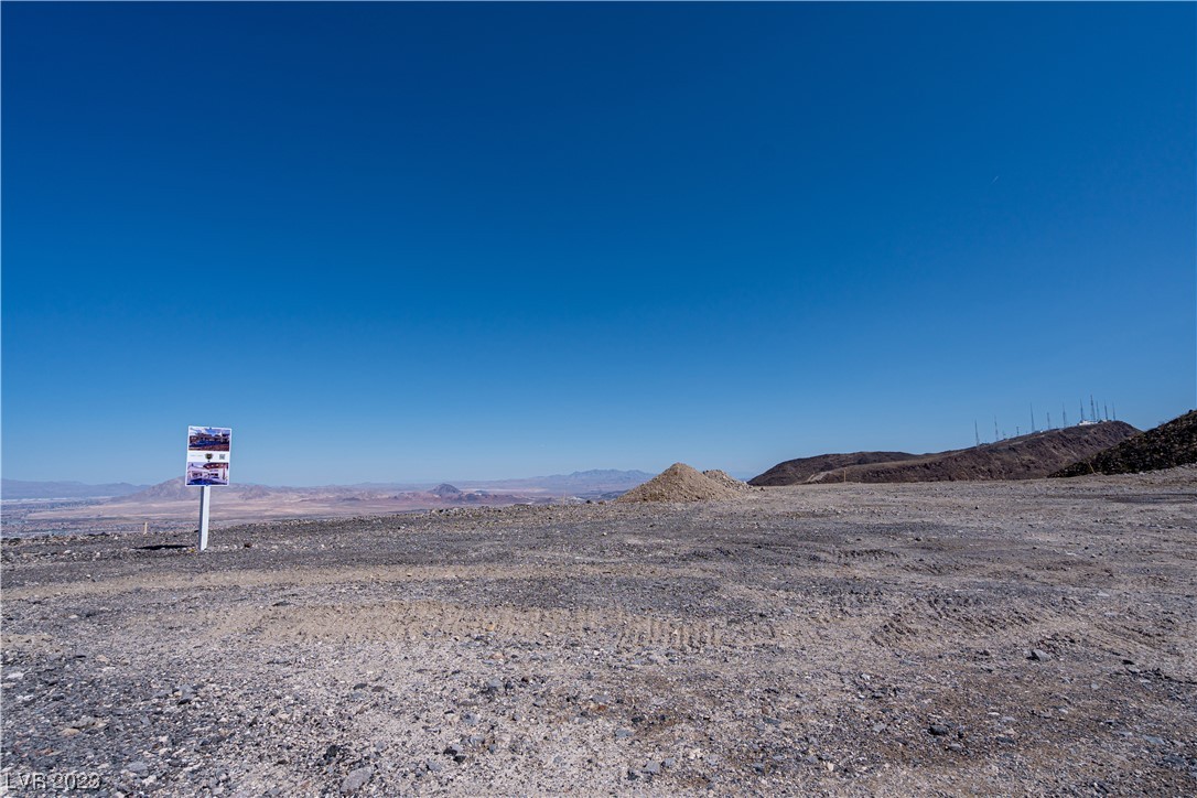 555 Magma Peak Drive